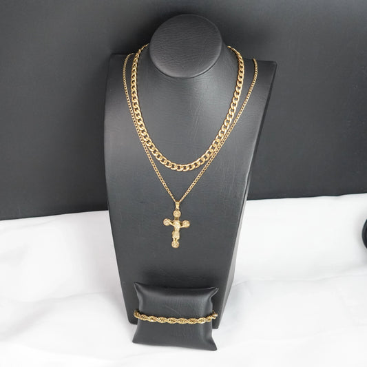 Collar Sagrado Corazón de Jesús  con baño en oro de 18K +( Regalo cadena + pulsera ) 3x1
